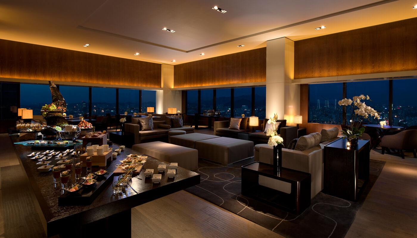 Conrad Bangkok Residences Exterior photo
